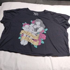 The vinyl icons women's shirt size 5X